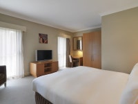 Crowne Plaza Hunter Valley | Qantas Hotels Crowne Plaza Hunter Valley