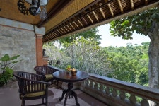 Hotel Tjampuhan Spa | Qantas Hotels Hotel Tjampuhan Spa