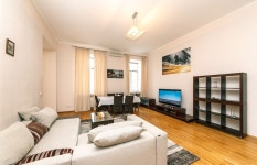 아파트먼트 크레슈아티크 15 - Apartment Khreschatyk 15 티라트래블 아파트먼트 크레슈아티크 15 - Apartment Khreschatyk 15... 