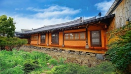Baeknyun Hanok | Qantas Hotels Baeknyun Hanok