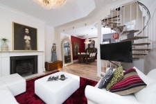 퀄키 2BR 뮤스 하우스 인 파퓰러 얼스 코트 최저가 숙소, 한눈에 비교하기 | 올스테이 퀄키 2BR 뮤스 하우스 인 파퓰러 얼스 코트 최저가 숙소... 