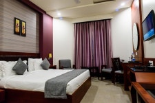 Konark Grand Hotel | Qantas Hotels Konark Grand Hotel