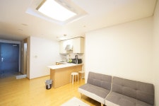 JAMSIL STN &amp; GALLERIA PALACE APT A - 잠실역 & 갤러리아 팰리스 아파트 A - 티라트래블 - 최저가 호텔 예약