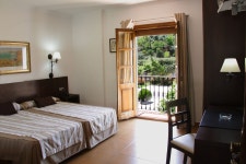 Hotel del Carmen | Qantas Hotels Hotel del Carmen