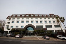 썬비치 호텔, Sun Beach Hotel – 한국호텔예약은 트래블노트
