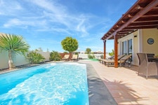 빌라 테노 최저가 숙소, 한눈에 비교하기 | 올스테이 빌라 테노 최저가 숙소, 한눈에 비교하기