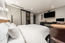 Melissa Hotel | Qantas Hotels Melissa Hotel
