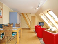 Spacious Apartment in Kühlungsborn With Terrace | Qantas Hotels Spacious Apartment in Kühlungsborn With Terrace