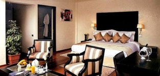 파크 스위트 호텔 앤드 스파 :: 600개 도시 현지 친구와 진짜 여행을 파크 스위트 호텔 앤드 스파