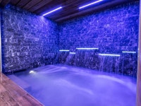 Comfortable Rustic Apartment With a Fireplace and Wi-fi in Arc 2000 | Qantas Hotels Comfortable Rustic Apartment With a Fireplace... 
