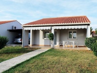 Carefully Furnished Bungalow With 2 Bathrooms, Near Pula | Qantas Hotels Carefully Furnished Bungalow With 2 Bathrooms, Near Pula