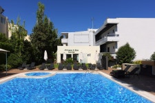 로데스 수페리어 스위트 - 서니 풀사이드 리트리트 - Rhodes Superior Suite - Sunny Poolside Retreat - 티라트래블 - 최저가 호텔 예약