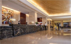 비너스 로열 호텔 (이전 기린 파크뷰 호텔) :: 600개 도시 현지 친구와 진짜 여행을 비너스 로열 호텔 (이전 기린 파크뷰 호텔)