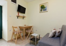 스터닝 1-베드 아파트먼트 인 스플리트 - Stunning 1-bed Apartment In Split 티라트래블