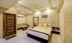 Treebo Trip Hotel Landmark | Qantas Hotels Treebo Trip Hotel Landmark