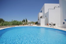 서니 비치 스튜디오스 - Sunny Beach Studios - 티라트래블 - 최저가 호텔 예약