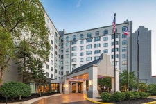 Sheraton Suites Columbus Worthington | Qantas Hotels Sheraton Suites Columbus Worthington