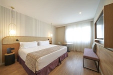 카탈로니아 디아고널 센트로 검색결과 카탈로니아 디아고널 센트로