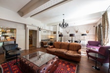 Brooks Hotel Edinburgh | Qantas Hotels Brooks Hotel Edinburgh