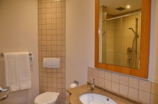 Road Lodge Sandton Grayston Drive | Qantas Hotels Road Lodge Sandton Grayston Drive