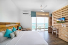 Hikkaduwa Beach Hotel | Qantas Hotels Hikkaduwa Beach Hotel