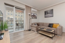 우치 1 Bedroom Apartment by Renters Prestige | 2024년 최신 가격 & 프로모션 - 클룩 Klook 대한민국