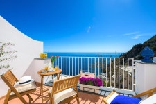 Villa Fortuna | Qantas Hotels Villa Fortuna