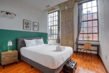 Sosuite 3BR Apt w Balcony W D Gym On-site Bar | Qantas Hotels Sosuite 3BR Apt w Balcony W D Gym On-site Bar
