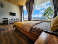 KND View Trieu May | Qantas Hotels KND View Trieu May