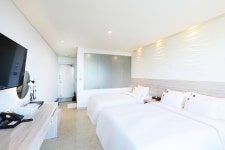 Hotel The Sea Star | Qantas Hotels Hotel The Sea Star