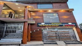 Shree Siya Raman Guest House | Qantas Hotels Shree Siya Raman Guest House