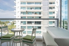 w Comfy 2BR w Ocean View and Pool in CTG | Qantas Hotels w Comfy 2BR w Ocean View and Pool in CTG
