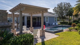 Luxurious 4Bd Villa Private Pool Spa Champions Gate Resort 9021 | Qantas Hotels Luxurious 4Bd Villa Private Pool Spa Champions... 