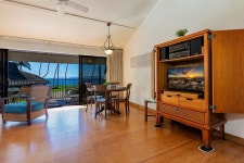 Maalaea Surf C10 2 Bedroom Condo | Qantas Hotels Maalaea Surf C10 2 Bedroom Condo