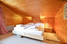 Chalet Castellani Duplex | Qantas Hotels Chalet Castellani Duplex