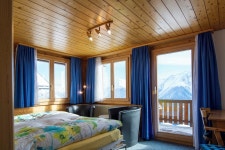 Chalet Weisshorn 5 | Qantas Hotels Chalet Weisshorn 5