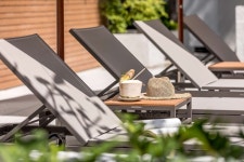 수린타이마트 | 아웃리거 수린 비치 리조트 (구. 마나타이 수린 푸켓) (Outrigger Surin Beach Resort (Former. Manathai Surin Phuket)) - 몽키트래블