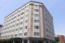 Ola Hotel | Qantas Hotels Ola Hotel