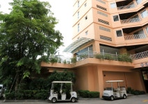 J 타운 서비스 아파트먼트 (J-Town Serviced Apartments) - 몽키트래블