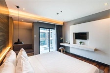 씨 미 스프링 트리 호텔 (Sea Me Spring Tree Hotel) - 몽키트래블