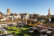 아 라 콤메디아 검색결과 아 라 콤메디아