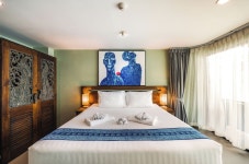 CCs 하이드어웨이 호텔 (CCs Hideaway Hotel) - 몽키트래블
