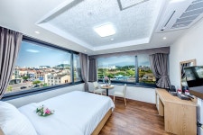 レスリー ホテル（済州島>済州市）｜韓国ホテル予約「コネスト」 レスリー ホテル（済州島>済州市）