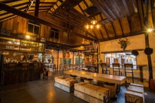 식스티스 타운 (60s Town) - 몽키트래블