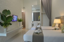 로얄 힐스 골프 리조트 & 스파 (Royal Hills Golf Resort and Spa) - 몽키트래블
