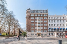 Fountain House | Qantas Hotels Fountain House