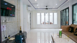 익스퀴지트 풀빌라 K (Exquisite Pool Villa K - Pattaya 6BD Pool Villa) - 몽키트래블