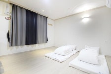 MJツアーホステル（全羅道>麗水）｜韓国ホテル予約「コネスト」 MJツアーホステル（全羅道>麗水）