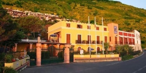VR Club - Villa Ridente Club | Qantas Hotels VR Club - Villa Ridente Club