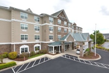Country Inn & Suites by Radisson, Asheville West, NC | Qantas Hotels Country Inn & Suites by Radisson, Asheville West, NC